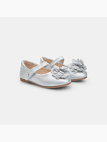 Ballerines avec bride et nœud Bata