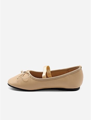 Ballerines avec un nœud décoratif