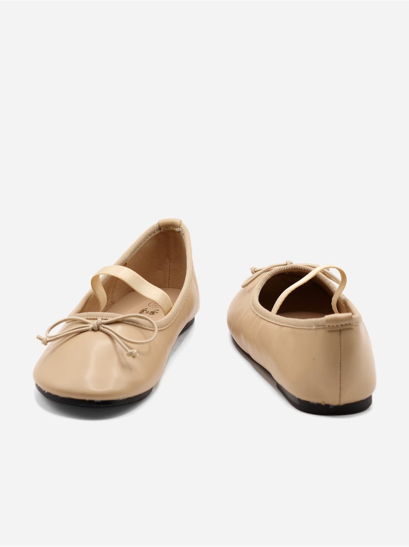 Ballerines avec un nœud décoratif Crème - Kiabi