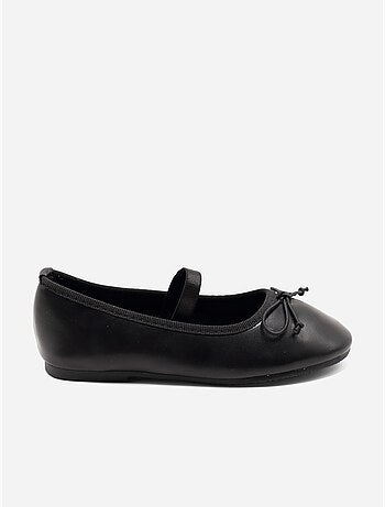 Ballerines avec un nœud décoratif