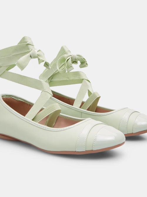 Ballerines 'BATA' - Kiabi