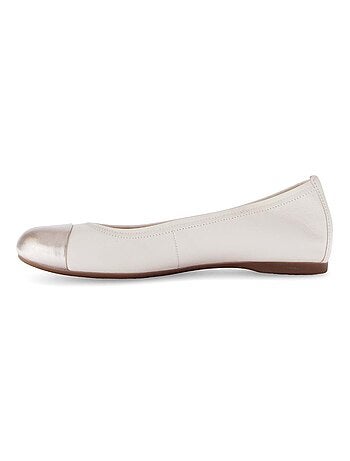 Ballerines blanc crème en cuir lisse