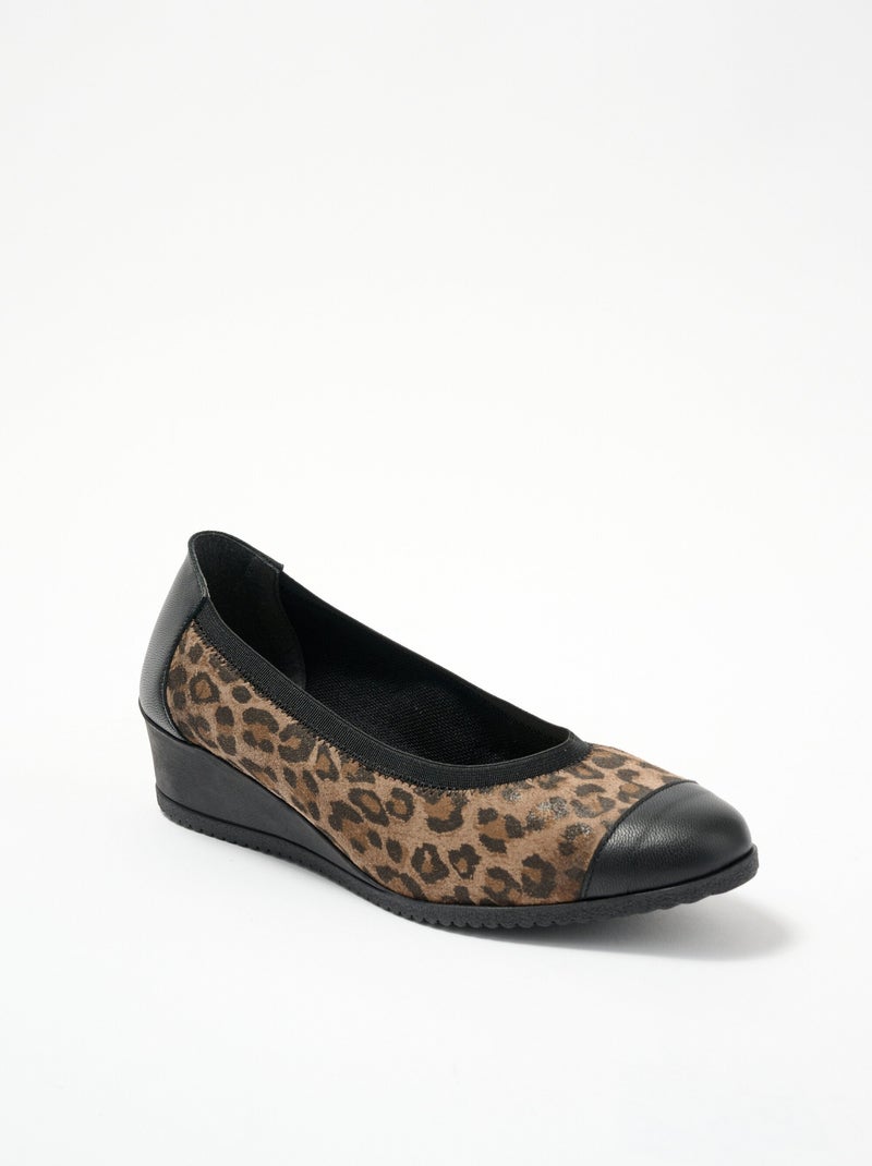 Ballerines compensées grande largeur cuir Marron - Kiabi