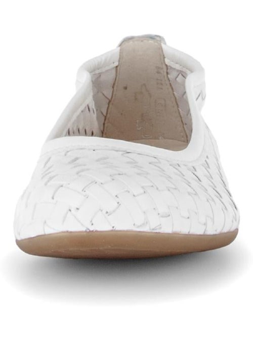 Ballerines crème en cuir - Kiabi