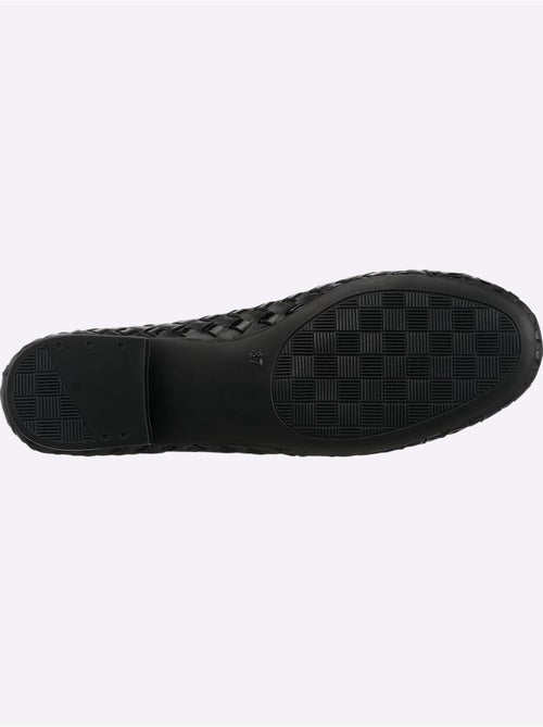Ballerines Cuir De Vache Verni - Taille Standard - Helline - Kiabi Ballerines Cuir De Vache Verni - Taille Standard - Helline - Kiabi