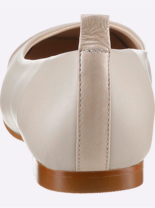 Ballerines De Fabrication Espagnole - Taille Standard - Helline - Kiabi Ballerines De Fabrication Espagnole - Taille Standard - Helline - Kiabi