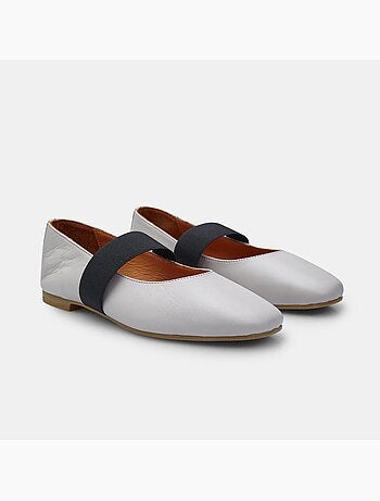 Ballerines en cuir avec bande BATA