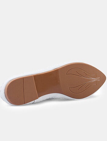 Ballerines en cuir BATA