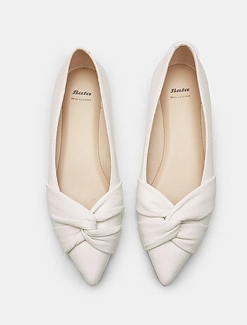 Ballerines en cuir BATA