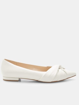 Ballerines en cuir BATA