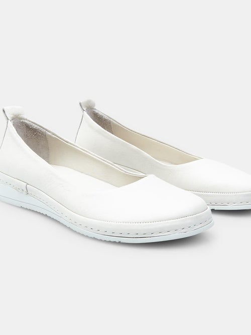 Ballerines en cuir BATA - Kiabi