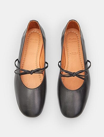 Ballerines en cuir confortables avec noeud bata