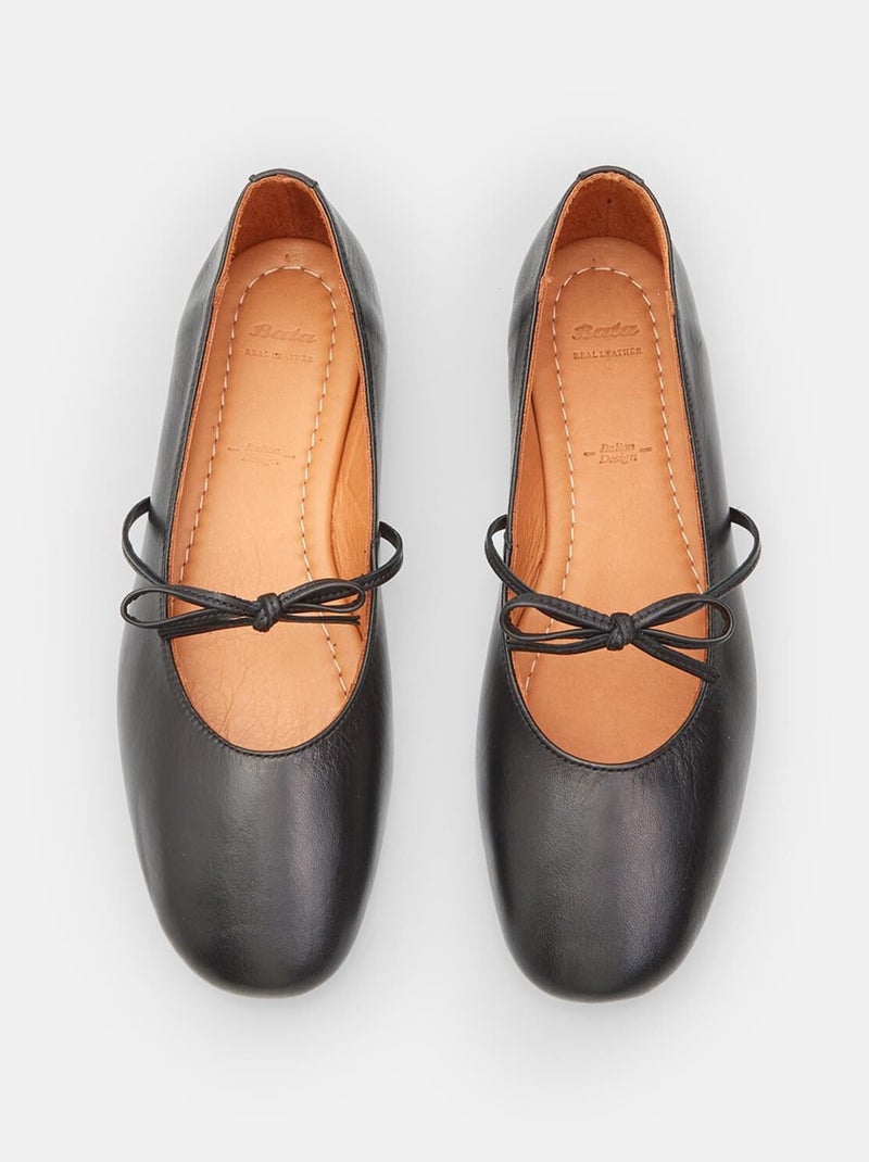 Ballerines en cuir confortables  avec noeud Bata Noir - Kiabi