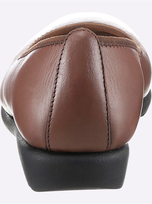 Ballerines en cuir lisse avec semelle souple et talon bas - Taille standard - Witt - Kiabi