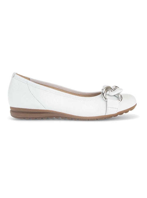Ballerines  en cuir lisse - Kiabi