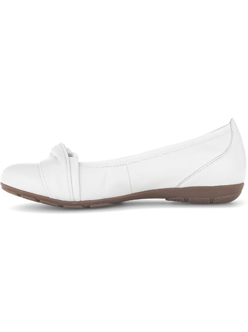 Ballerines en cuir lisse - Kiabi Ballerines en cuir lisse - Kiabi