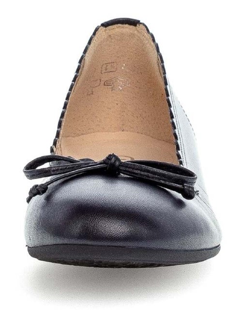 Ballerines  en cuir lisse - Kiabi