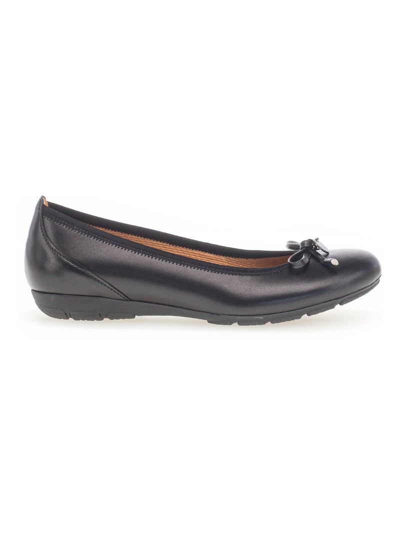 Ballerines  en cuir lisse Noir - Kiabi