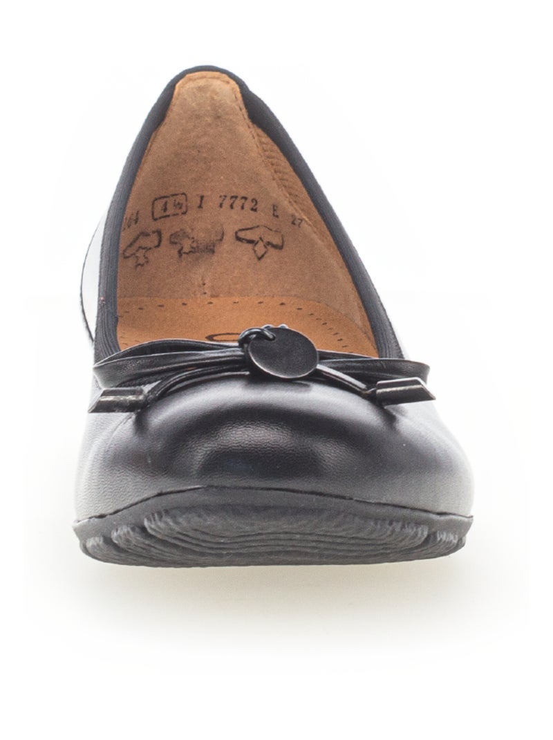 Ballerines  en cuir lisse Noir - Kiabi