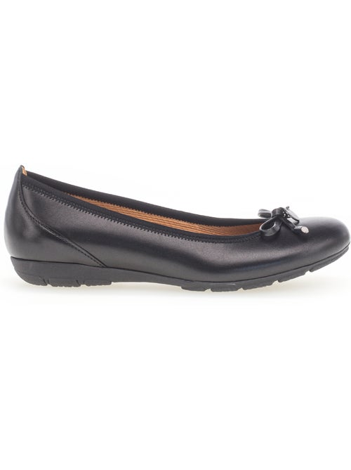 Ballerines  en cuir lisse - Kiabi