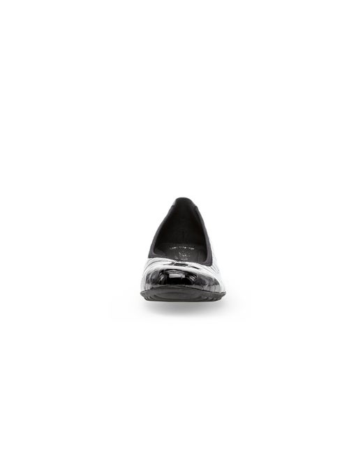 Ballerines  en cuir vernis - Kiabi