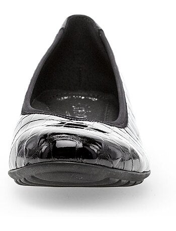 Ballerines en cuir vernis