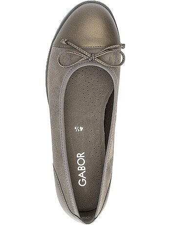 Ballerines en cuirs combinés