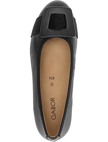 Ballerines en cuirs combinés