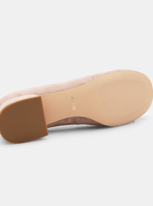 Ballerines en daim avec talon confortables BATA - Kiabi Ballerines en daim avec talon confortables BATA - Kiabi