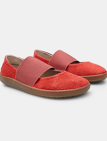 Ballerines en daim BATA