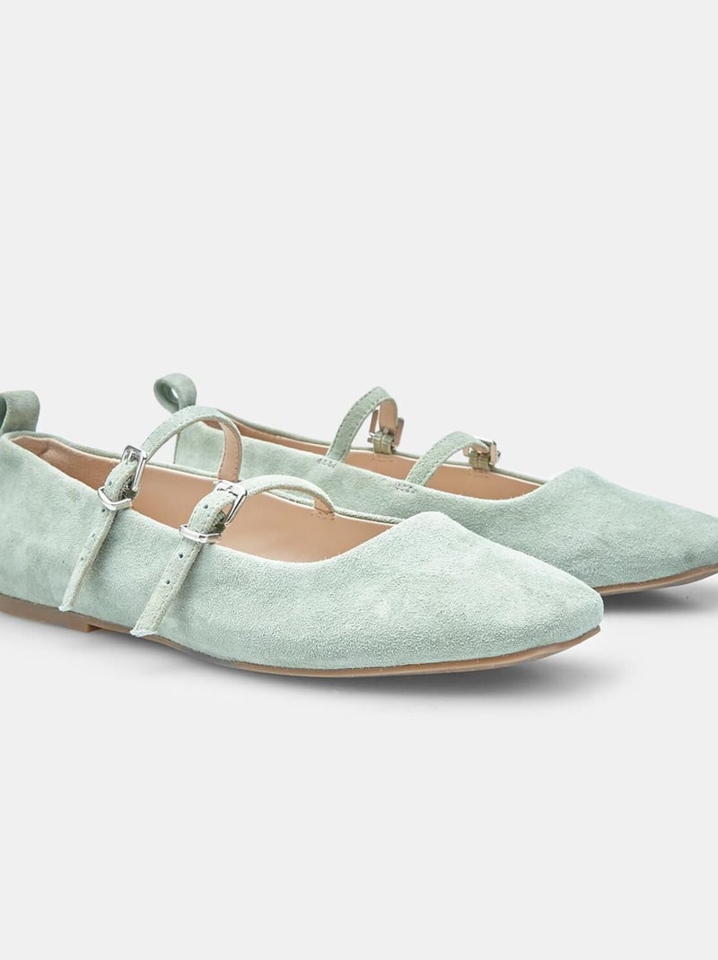 Ballerines en daim confortables  avec double bande BATA Vert - Kiabi