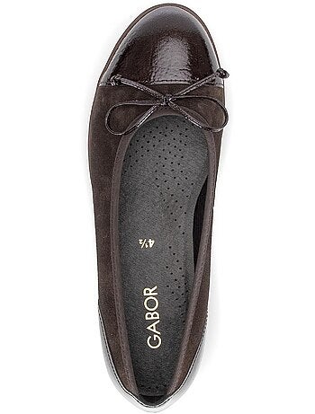 Ballerines en nubuck et vernis