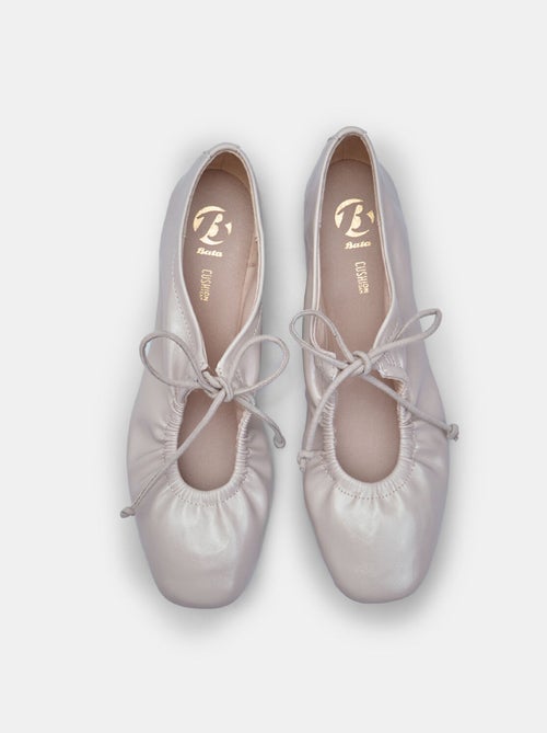 Ballerines froncées avec noeud BATA - Kiabi