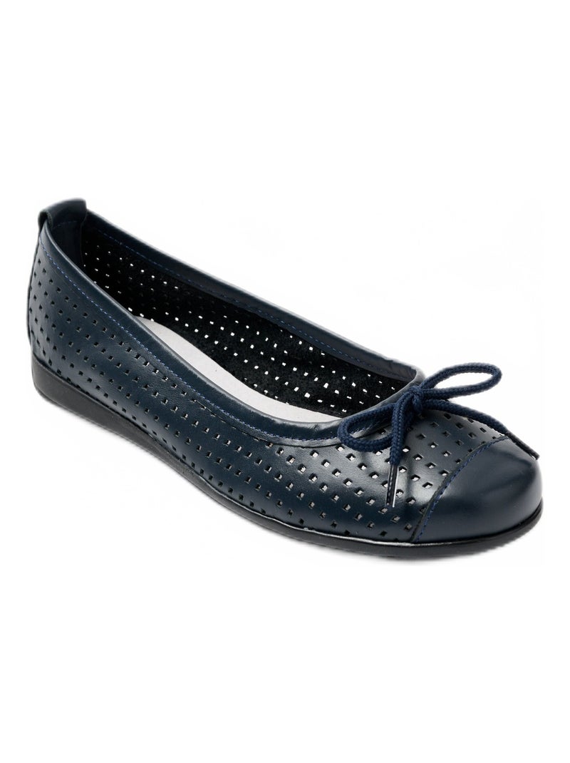 Ballerines largeur confort cuir perforé Bleu marine - Kiabi