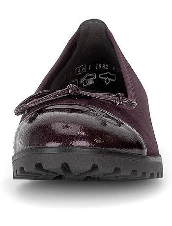 Ballerines merlot en nubuck et vernis