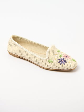 Ballerines ouvertes textile brodé talon plat