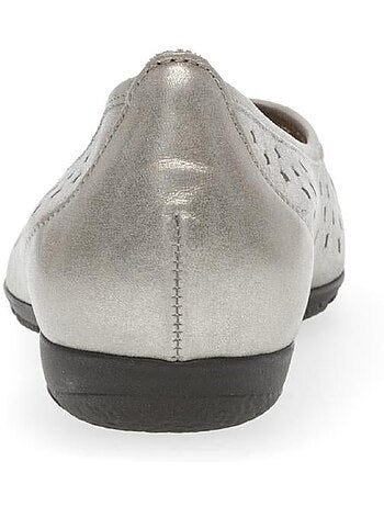 Ballerines perforées en cuir métallisé