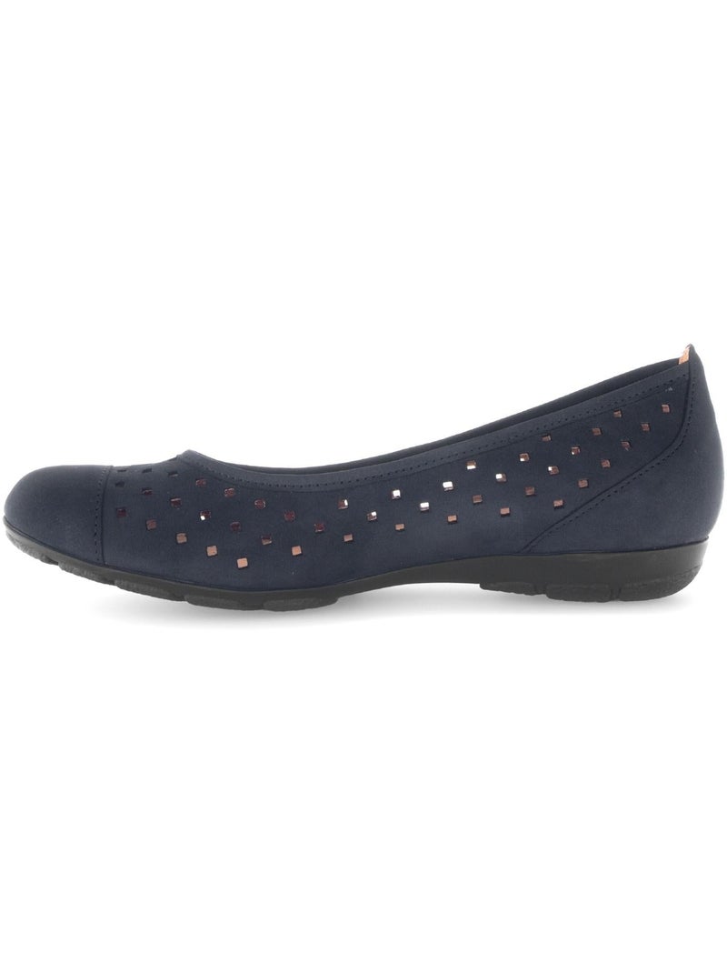 Ballerines perforées  en daim Bleu - Kiabi