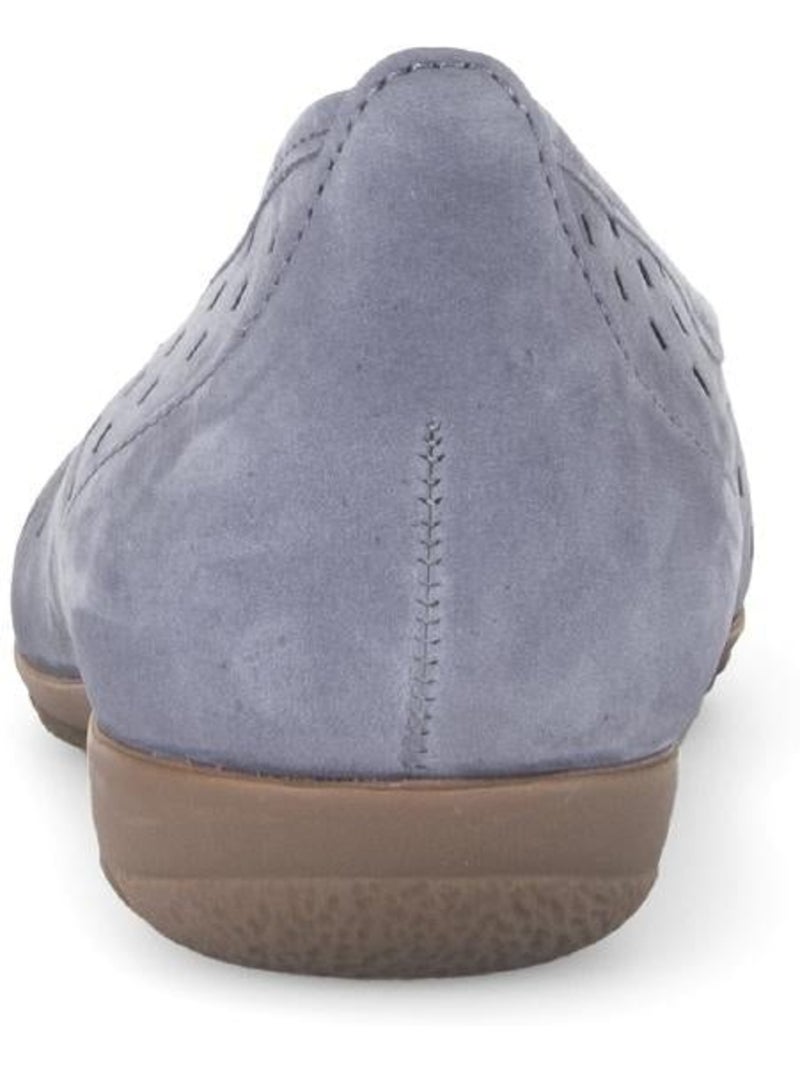 Ballerines perforées  en daim Bleu - Kiabi