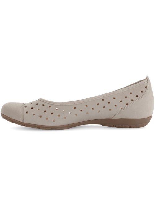 Ballerines perforées  en Nubuck - Kiabi