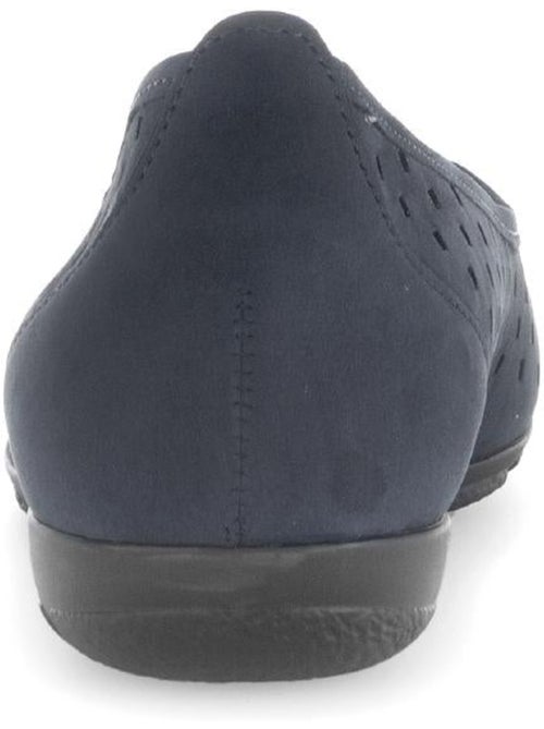 Ballerines perforées  en Nubuck - Kiabi