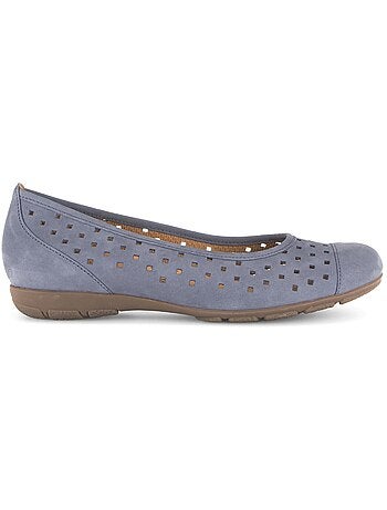 Ballerines perforées en Nubuck