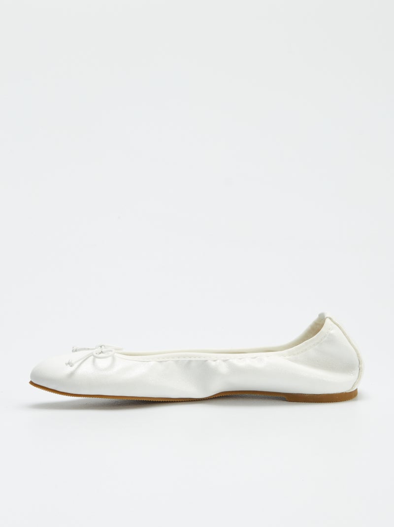 Ballerines plates Blanc - Kiabi