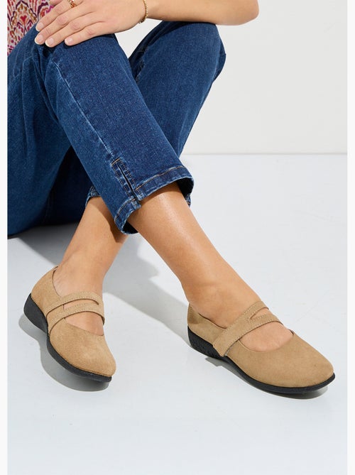 Ballerines scratchées cuir fabriquées en france - afibel - Kiabi Ballerines scratchées cuir fabriquées en france - afibel - Kiabi