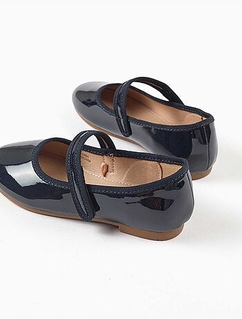 Ballerines vernies avec fermeture à scratch