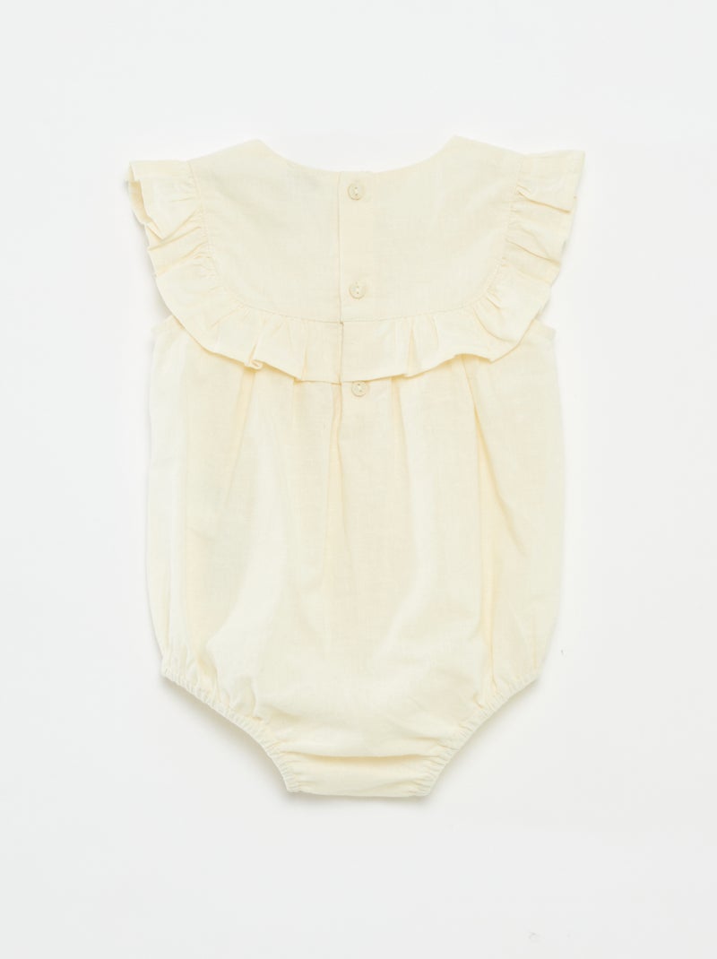 Barboteuse avec plastron volantée beige - Kiabi