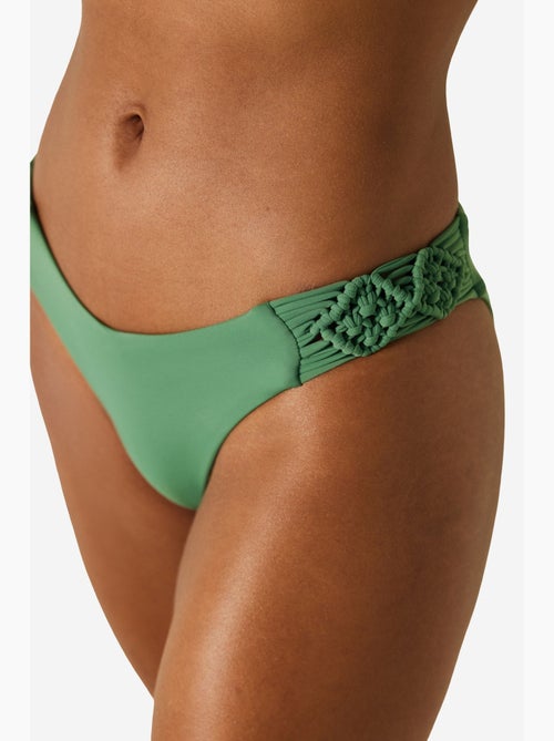 Bas de bikini laguna à détail macramé penti - Kiabi Bas de bikini laguna à détail macramé penti - Kiabi