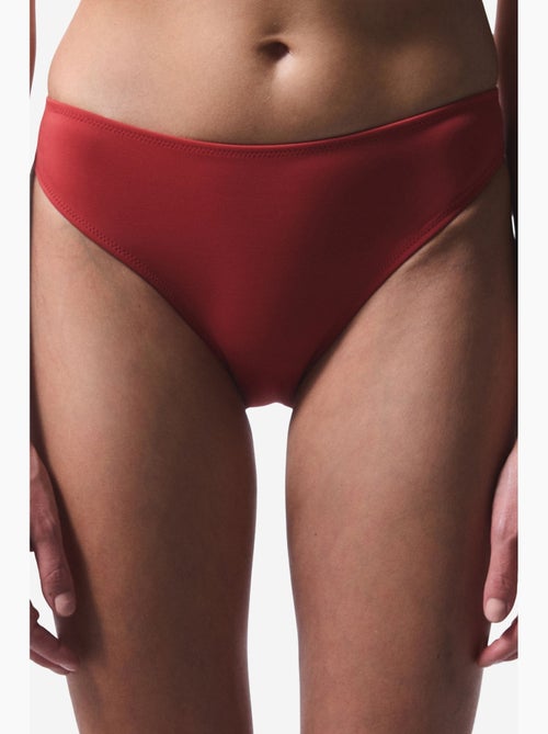 Bas de bikini slip taille moyenne penti - Kiabi Bas de bikini slip taille moyenne penti - Kiabi