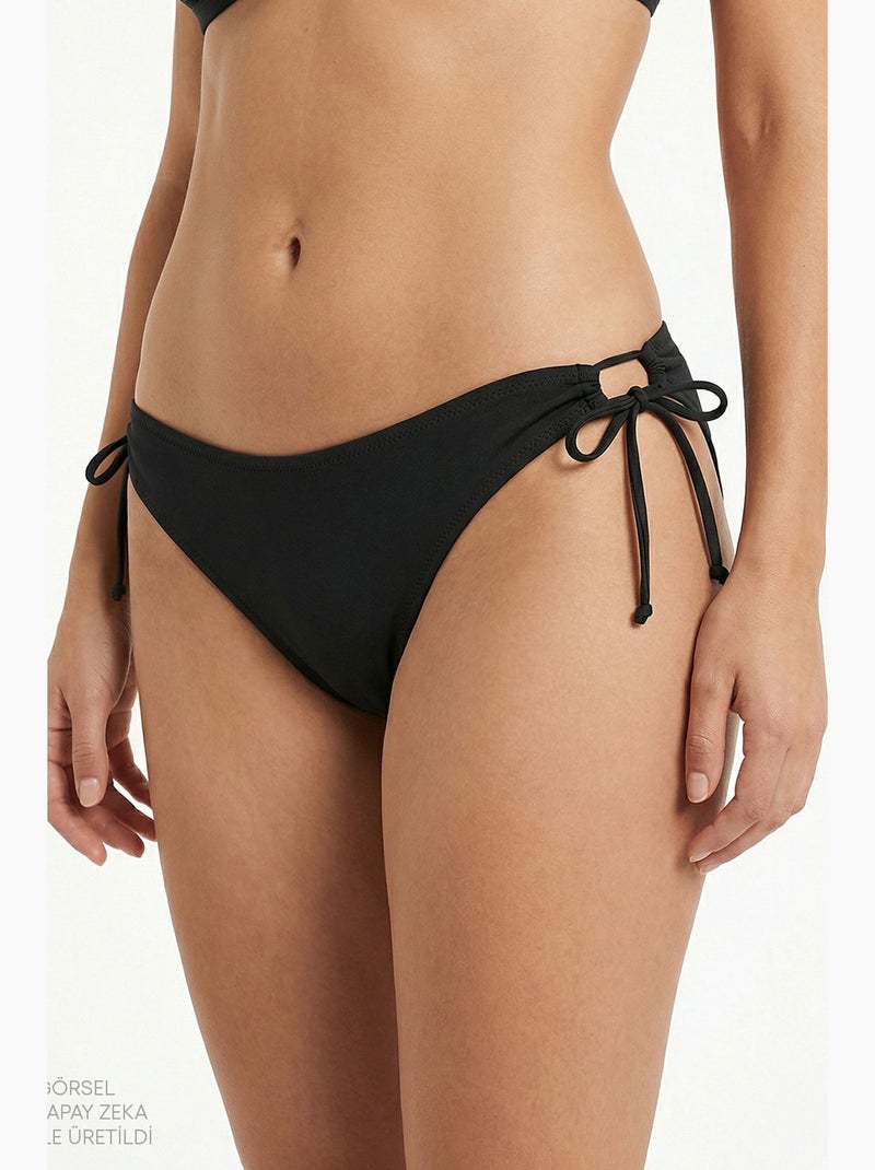 Bas de bikini taille basse ring penti Noir - Kiabi