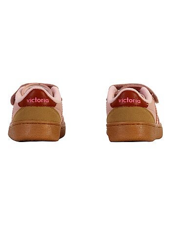 Basket à Lacets et Scratch Enfant Victoria